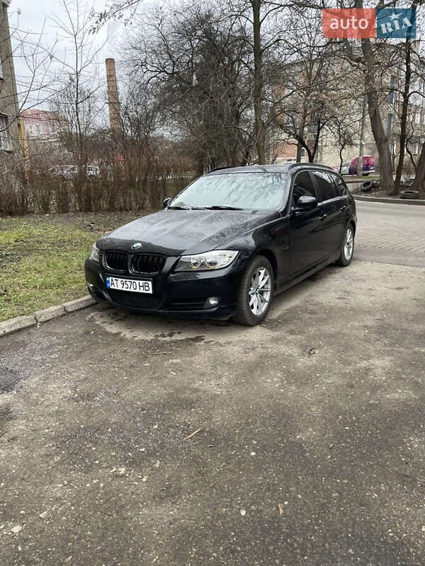 BMW 3 Series 2010