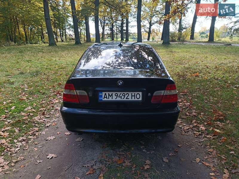 Седан BMW 3 Series 2004 в Романове