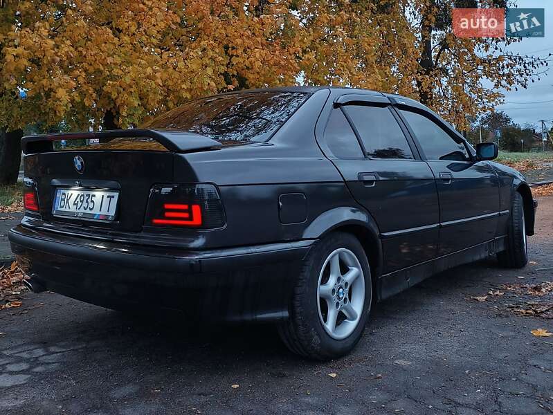 BMW 3 Series 1991