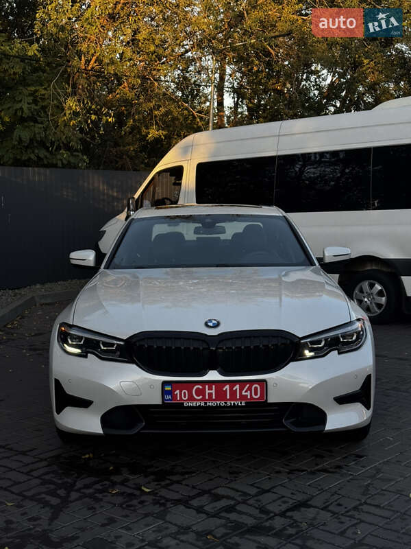 Седан BMW 3 Series 2019 в Днепре фото 6 Седан BMW 3 Series 2019 в Днепре