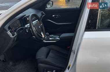 Седан BMW 3 Series 2019 в 
