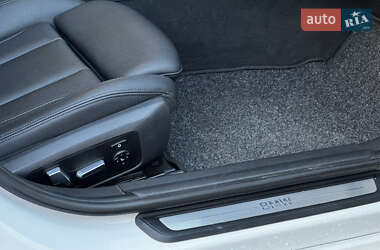 Седан BMW 3 Series 2019 в 