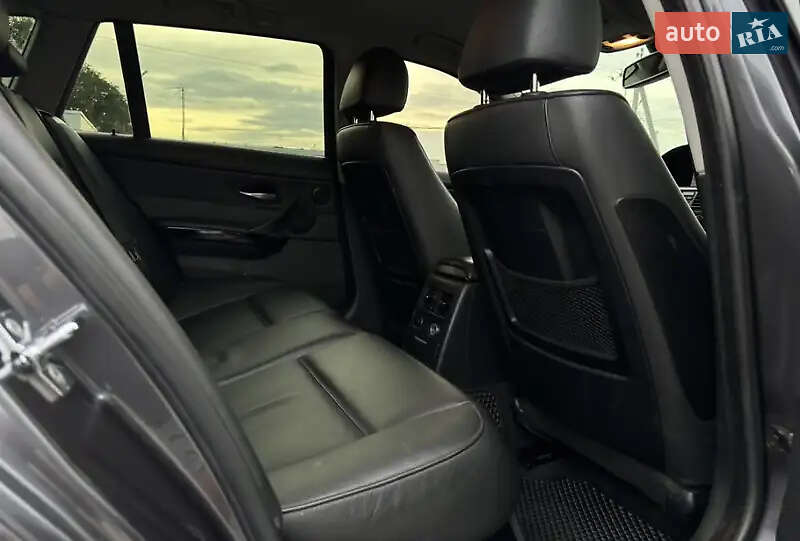 Универсал BMW 3 Series 2005 в Черновцах
