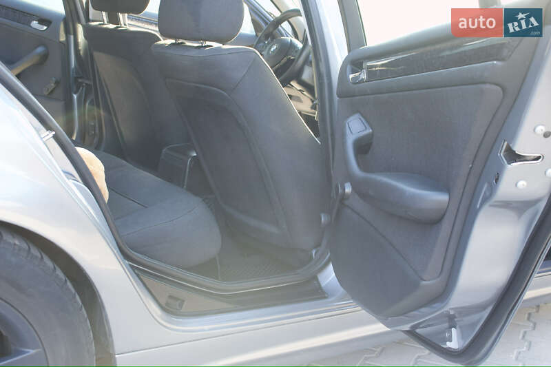Седан BMW 3 Series 2003 в Ізяславі фото 11 Седан BMW 3 Series 2003 в Ізяславі