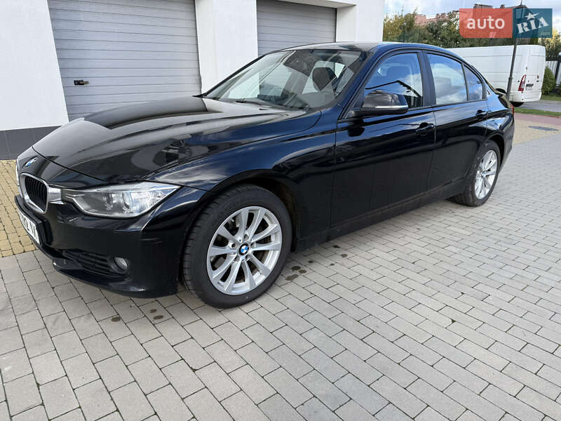 Седан BMW 3 Series 2013 в Киеве