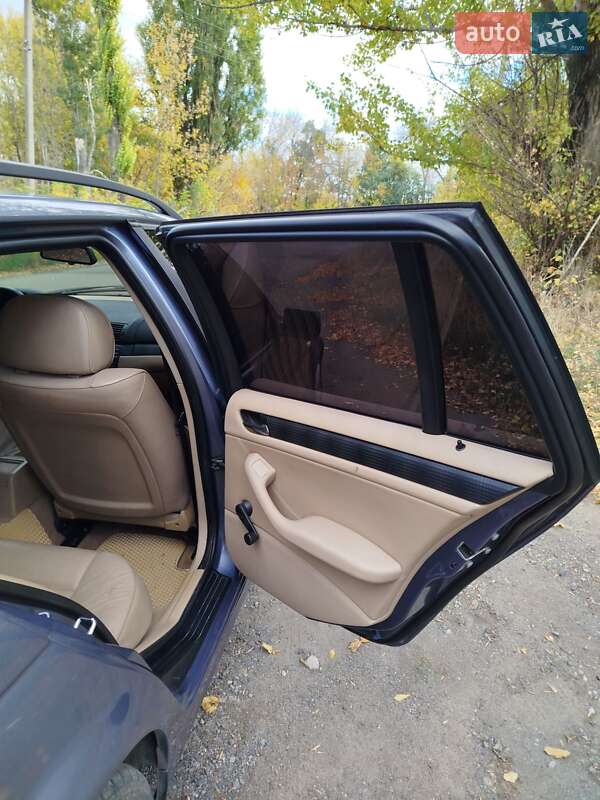 Универсал BMW 3 Series 2002 в Новомосковске фото 6 Универсал BMW 3 Series 2002 в Новомосковске