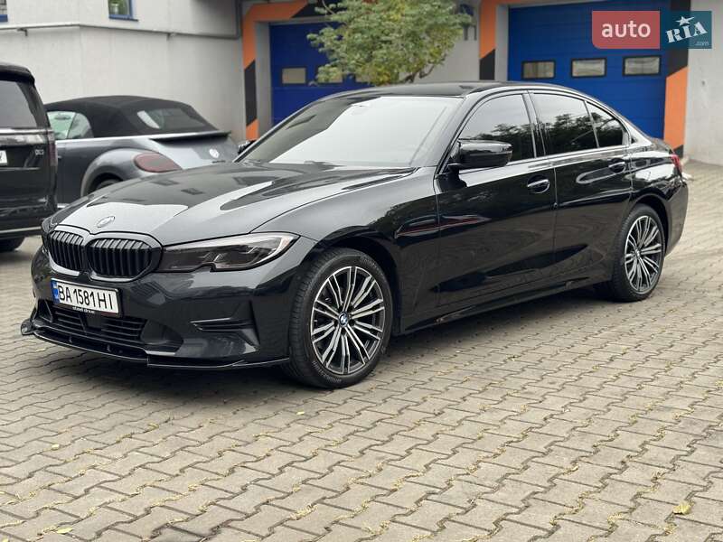Седан BMW 3 Series 2019 в Одессе