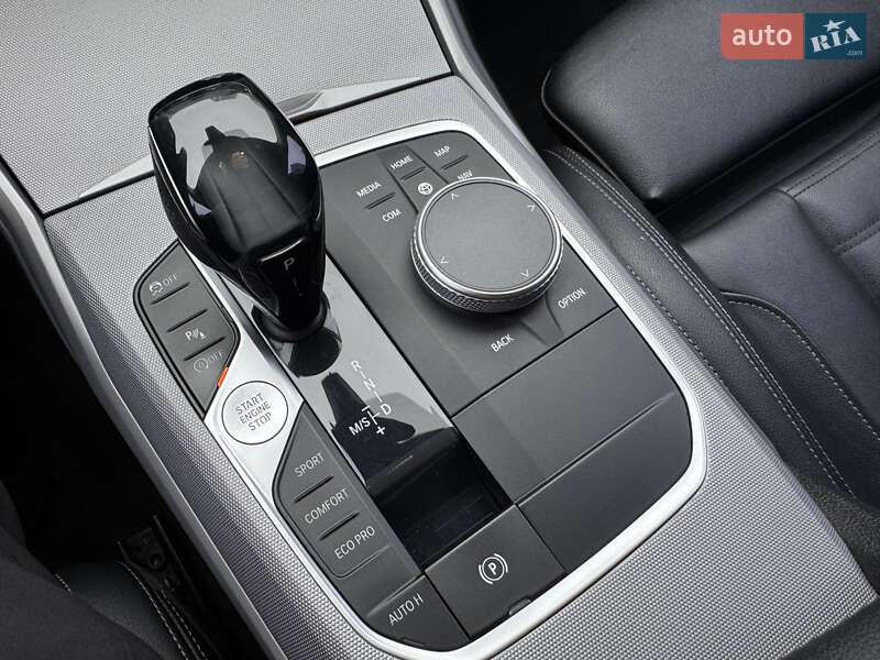 Седан BMW 3 Series 2019 в Одессе