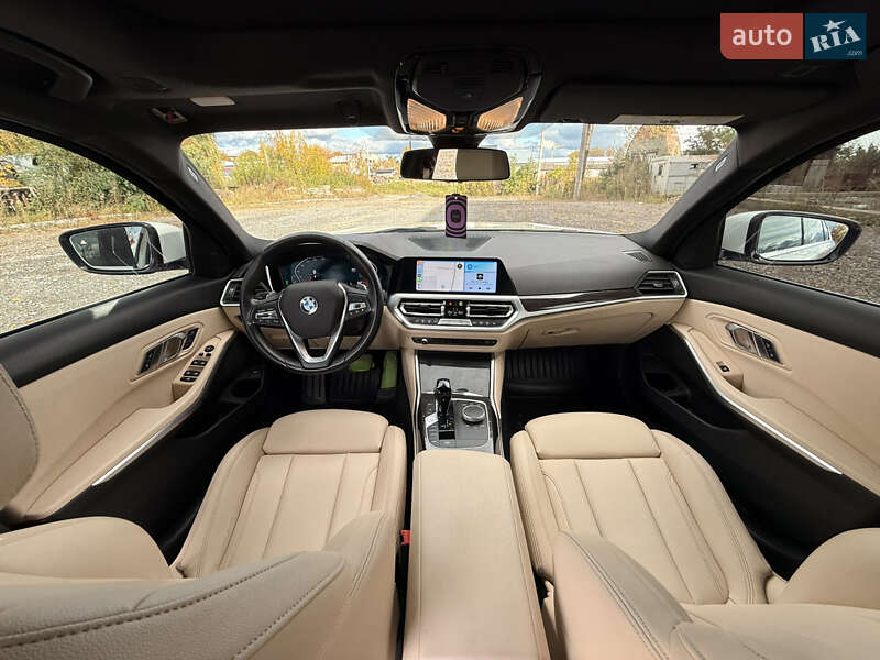 Седан BMW 3 Series 2019 в Самборе