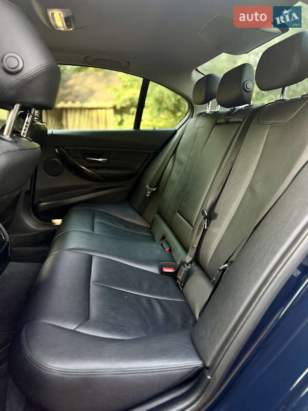 Седан BMW 3 Series 2014 в Коломые