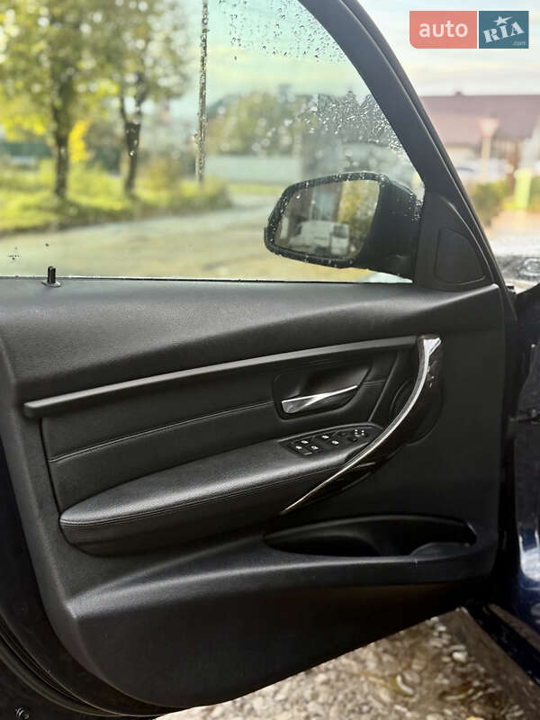 Седан BMW 3 Series 2014 в Коломые