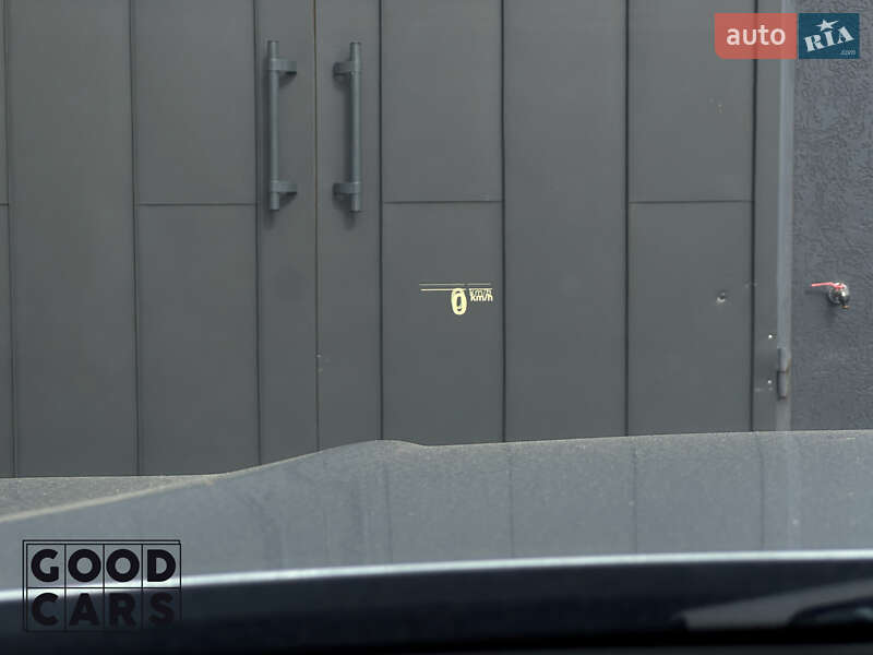 Седан BMW 3 Series 2019 в Одесі