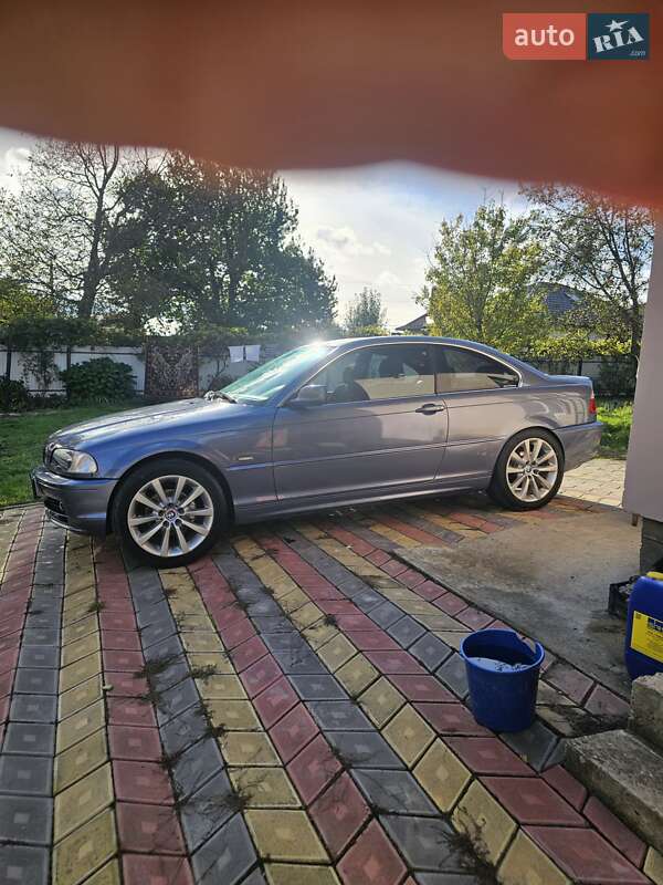 Купе BMW 3 Series 2002 в Черновцах