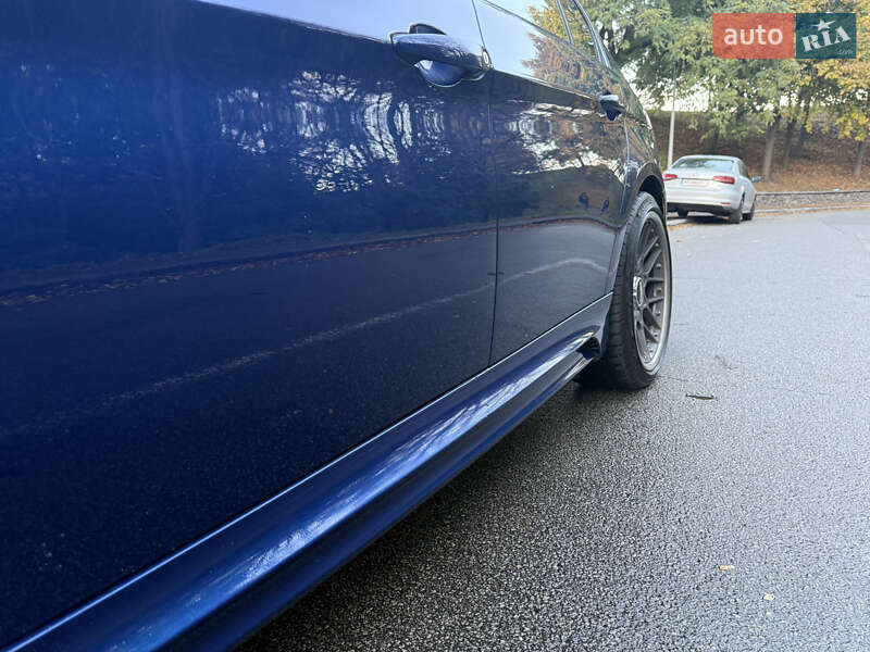 Седан BMW 3 Series 2006 в Киеве