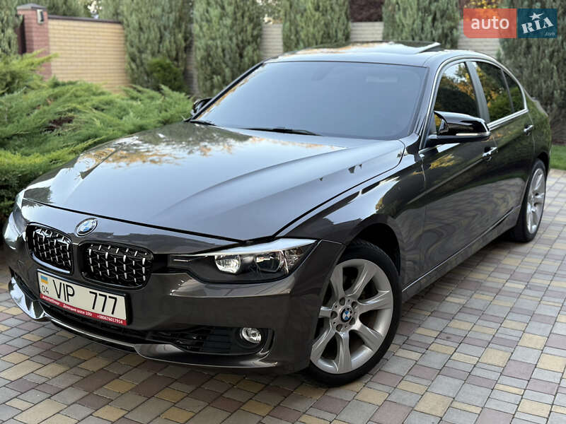 Седан BMW 3 Series 2015 в Днепре