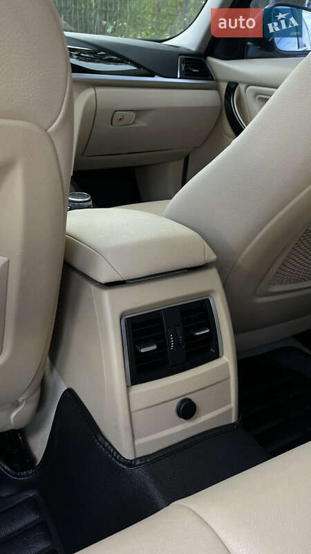 Седан BMW 3 Series 2015 в Виннице