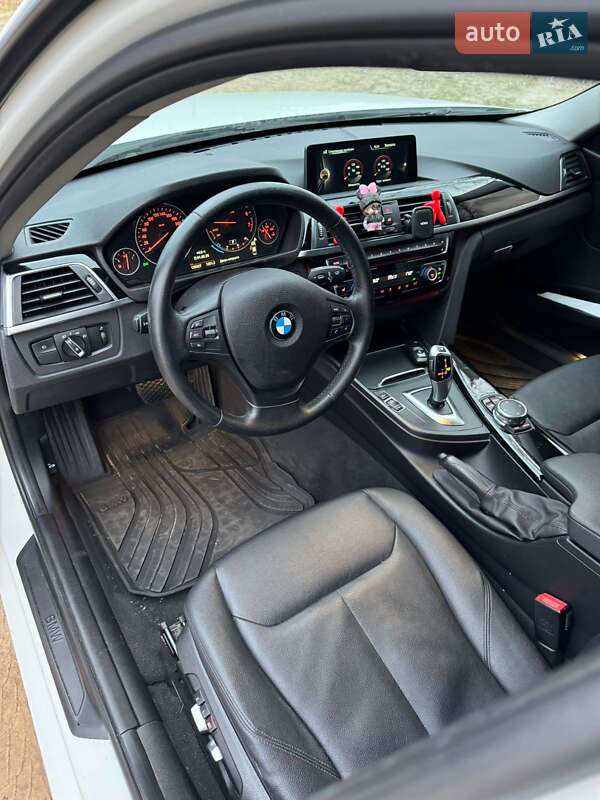 Седан BMW 3 Series 2016 в Киеве фото 26 Седан BMW 3 Series 2016 в Киеве