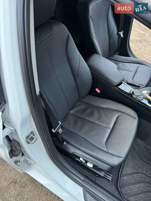 Седан BMW 3 Series 2016 в Киеве фото 33 Седан BMW 3 Series 2016 в Киеве