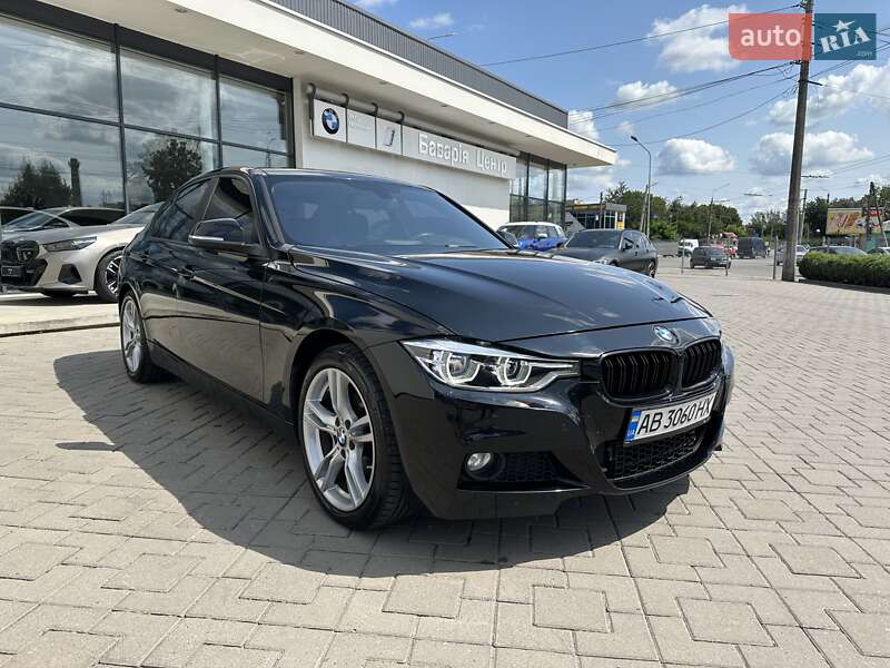 Седан BMW 3 Series 2013 в Виннице