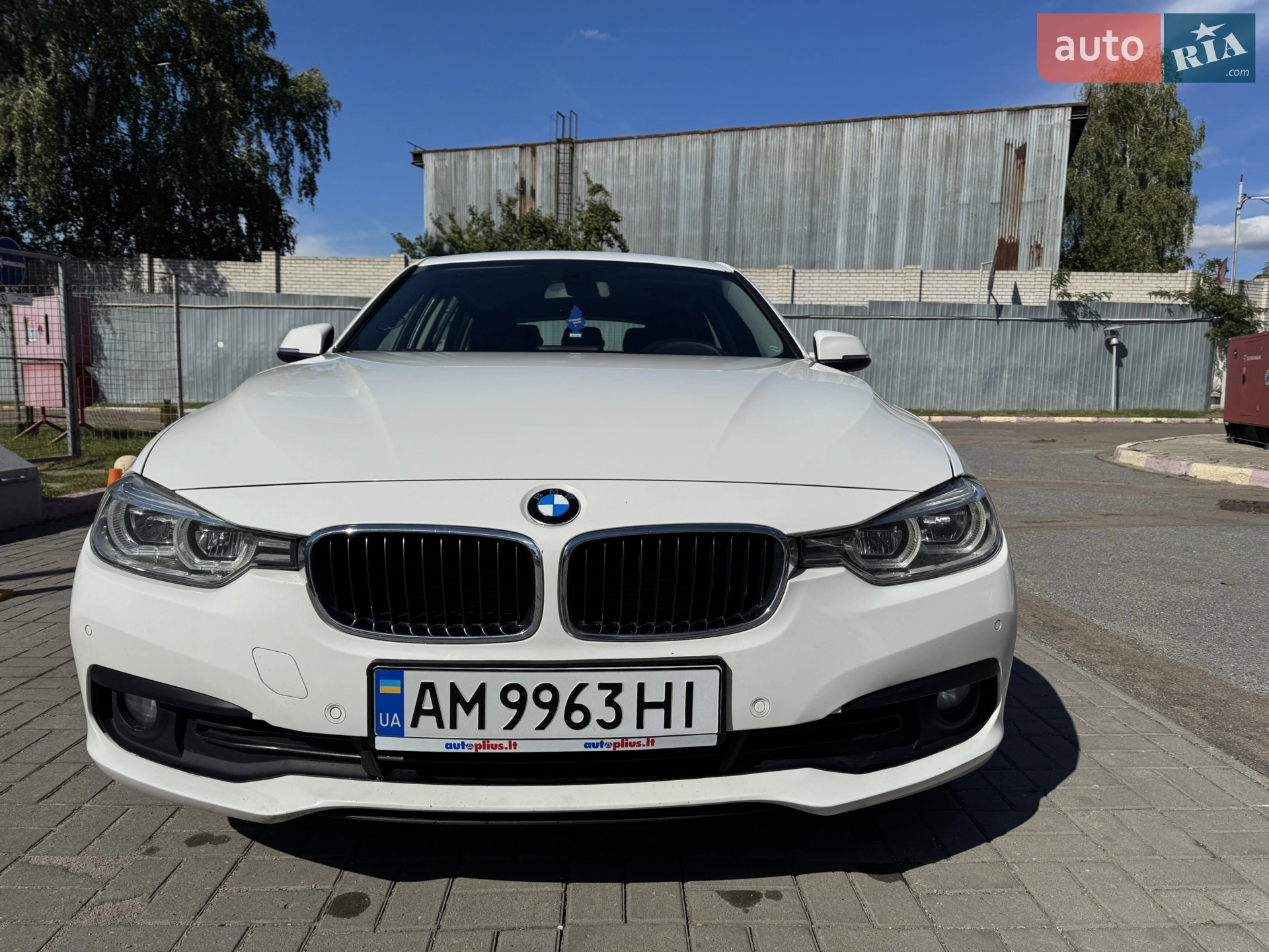 2015 BMW 3er - фото 1