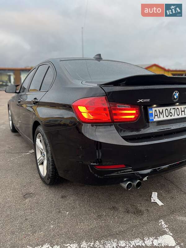 Седан BMW 3 Series 2013 в Житомире