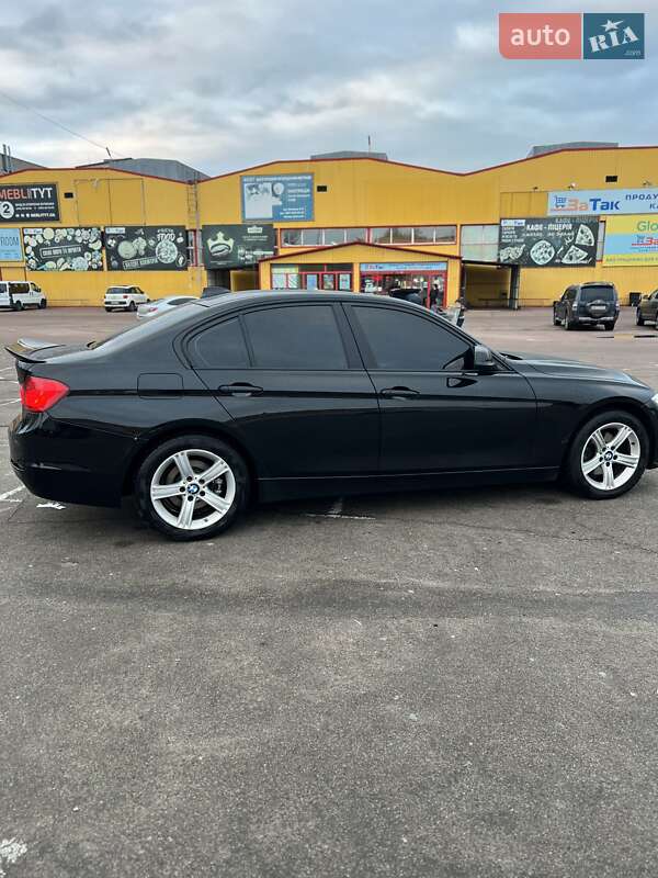 Седан BMW 3 Series 2013 в Житомире