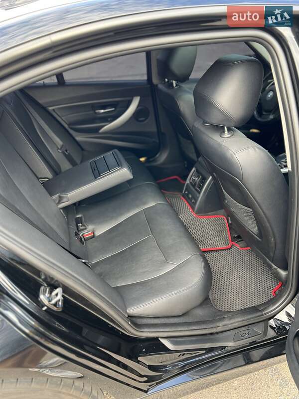 Седан BMW 3 Series 2013 в Житомире