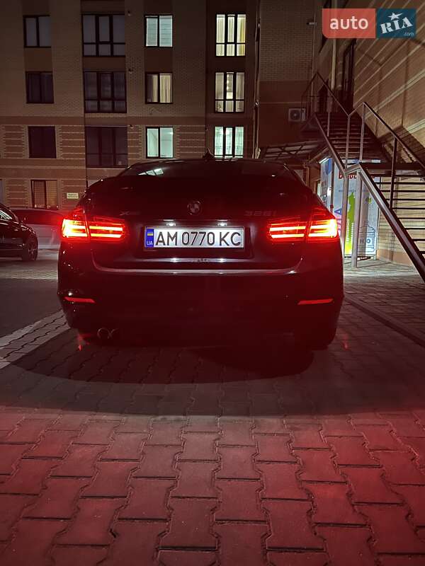Седан BMW 3 Series 2013 в Житомире