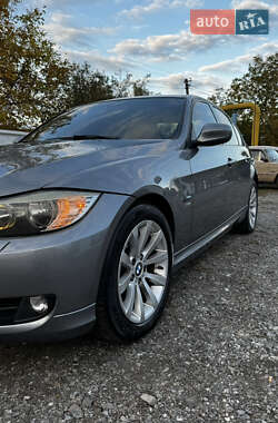 Седан BMW 3 Series 2011 в Подільську