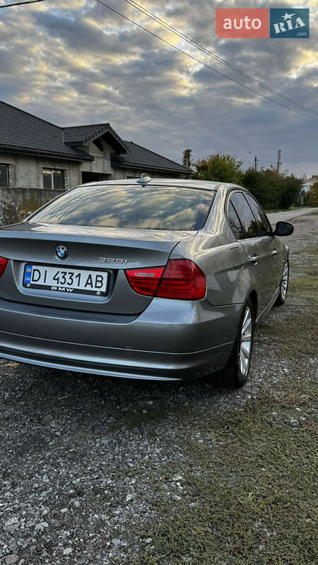 Седан BMW 3 Series 2011 в Подольске фото 9 Седан BMW 3 Series 2011 в Подольске