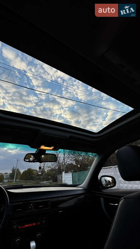 Седан BMW 3 Series 2011 в Подольске фото 15 Седан BMW 3 Series 2011 в Подольске