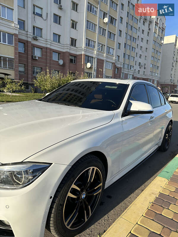 Седан BMW 3 Series 2015 в Киеве фото 7 Седан BMW 3 Series 2015 в Киеве