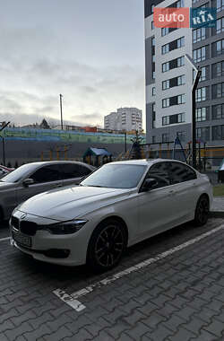 Седан BMW 3 Series 2013 в 
