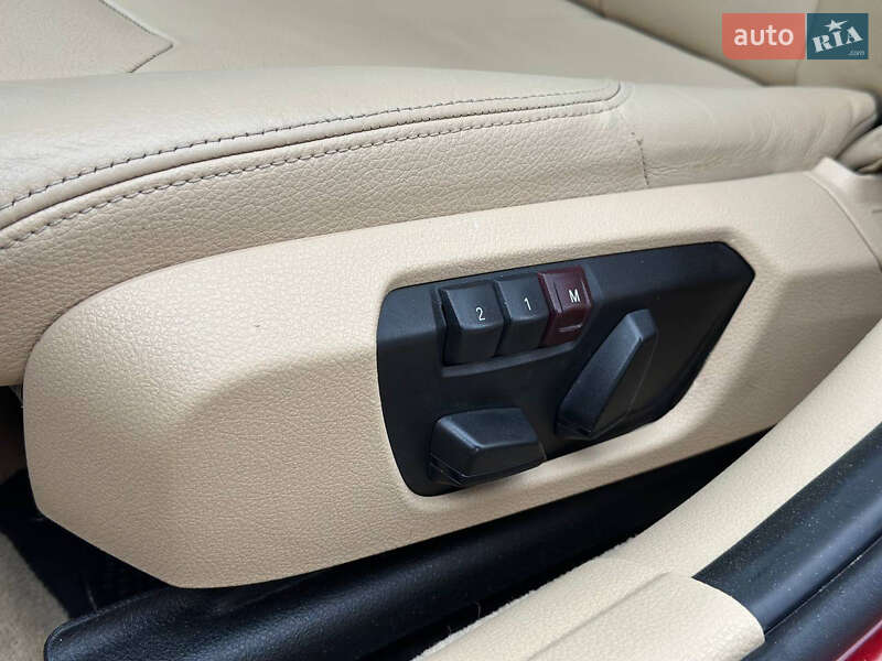 Седан BMW 3 Series 2014 в Киеве