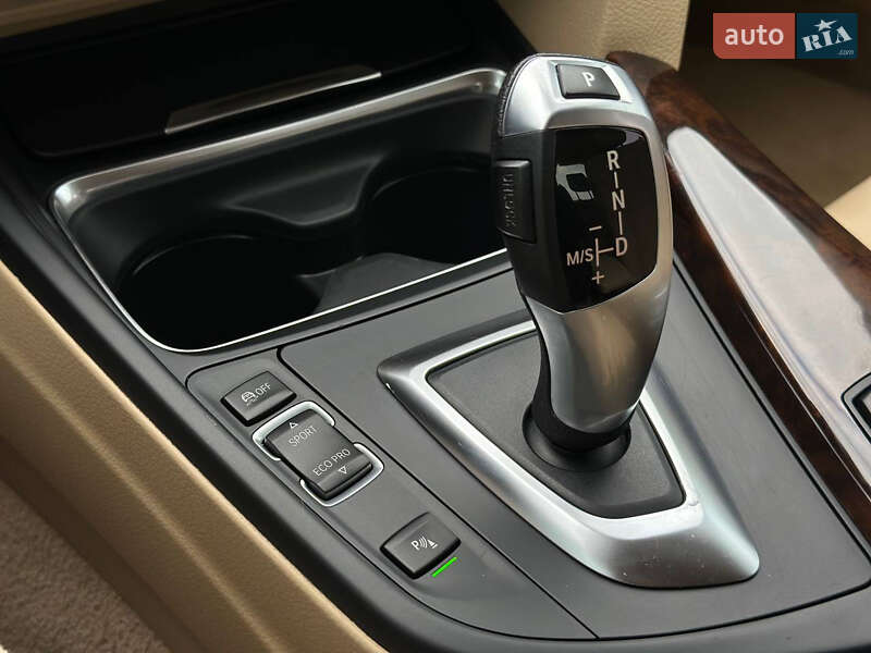 Седан BMW 3 Series 2014 в Киеве