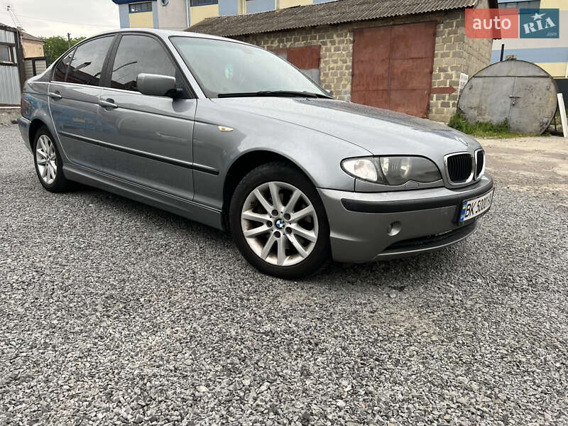 Седан BMW 3 Series 2003 в Ровно