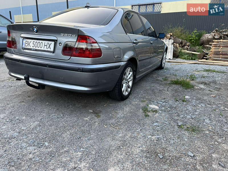 Седан BMW 3 Series 2003 в Ровно
