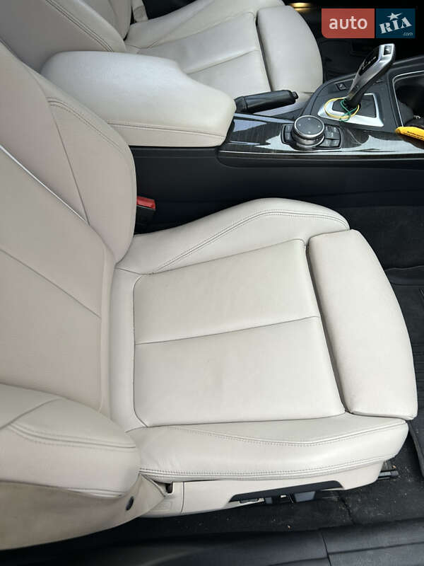 Седан BMW 3 Series 2015 в Києві