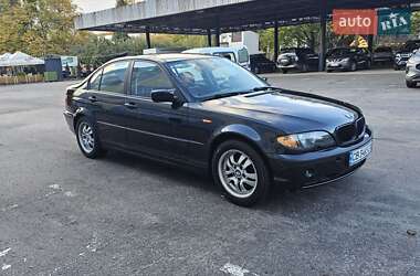 Седан BMW 3 Series 2004 в 