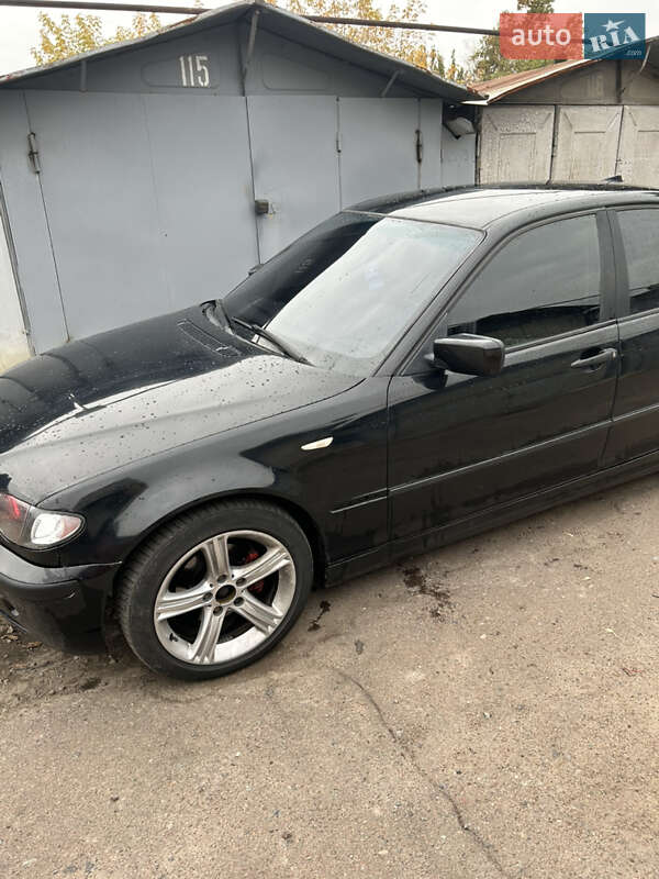 Седан BMW 3 Series 2002 в Киеве