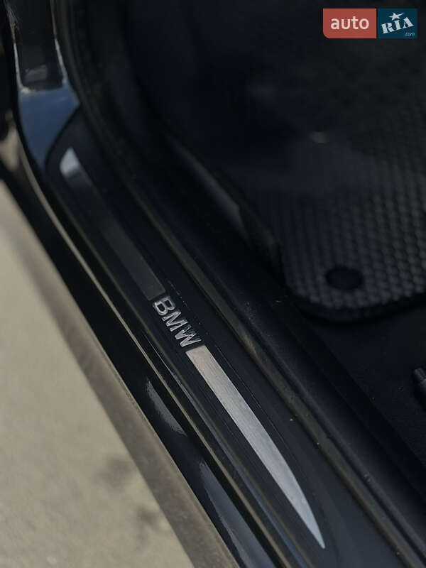 Седан BMW 3 Series 2009 в Киеве