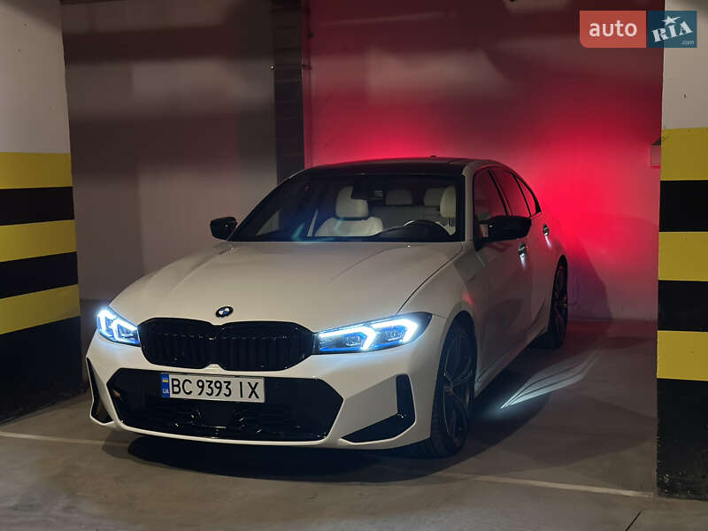Седан BMW 3 Series 2021 в Львове