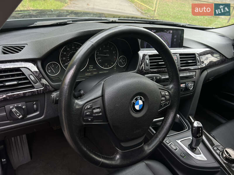Седан BMW 3 Series 2012 в Киеве