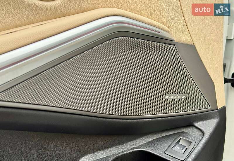 Седан BMW 3 Series 2019 в Києві фото 20 Седан BMW 3 Series 2019 в Києві