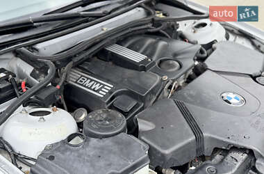 Купе BMW 3 Series 2003 в 