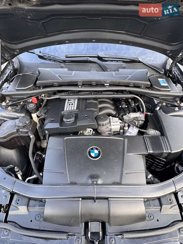 Универсал BMW 3 Series 2008 в Киеве