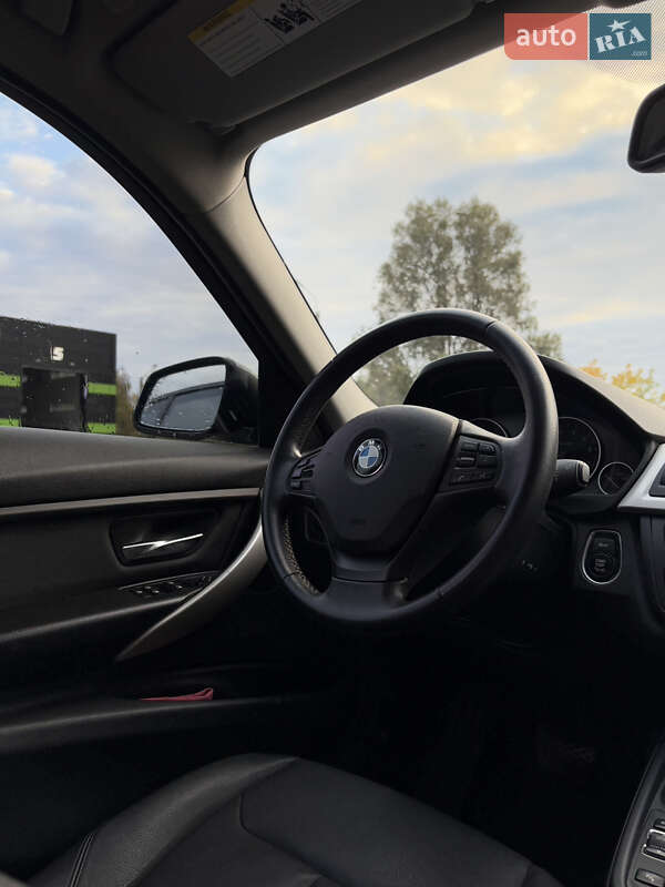 Седан BMW 3 Series 2015 в Днепре