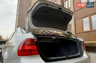 Седан BMW 3 Series 2007 в  фото 102 Седан BMW 3 Series 2007 в