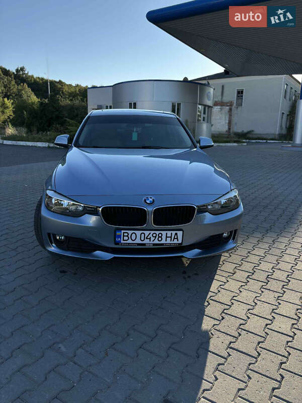 Седан BMW 3 Series 2014 в Гусятине