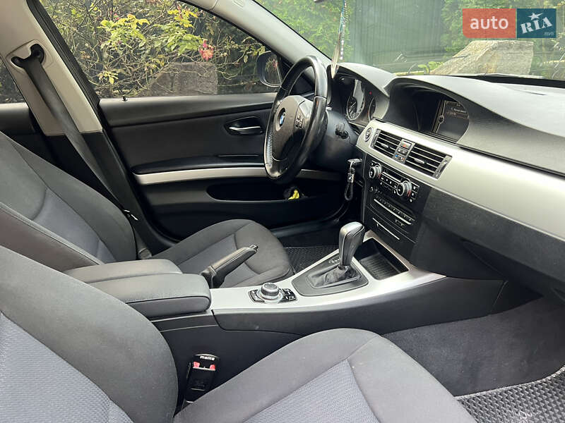 Универсал BMW 3 Series 2010 в Городке фото 20 Универсал BMW 3 Series 2010 в Городке